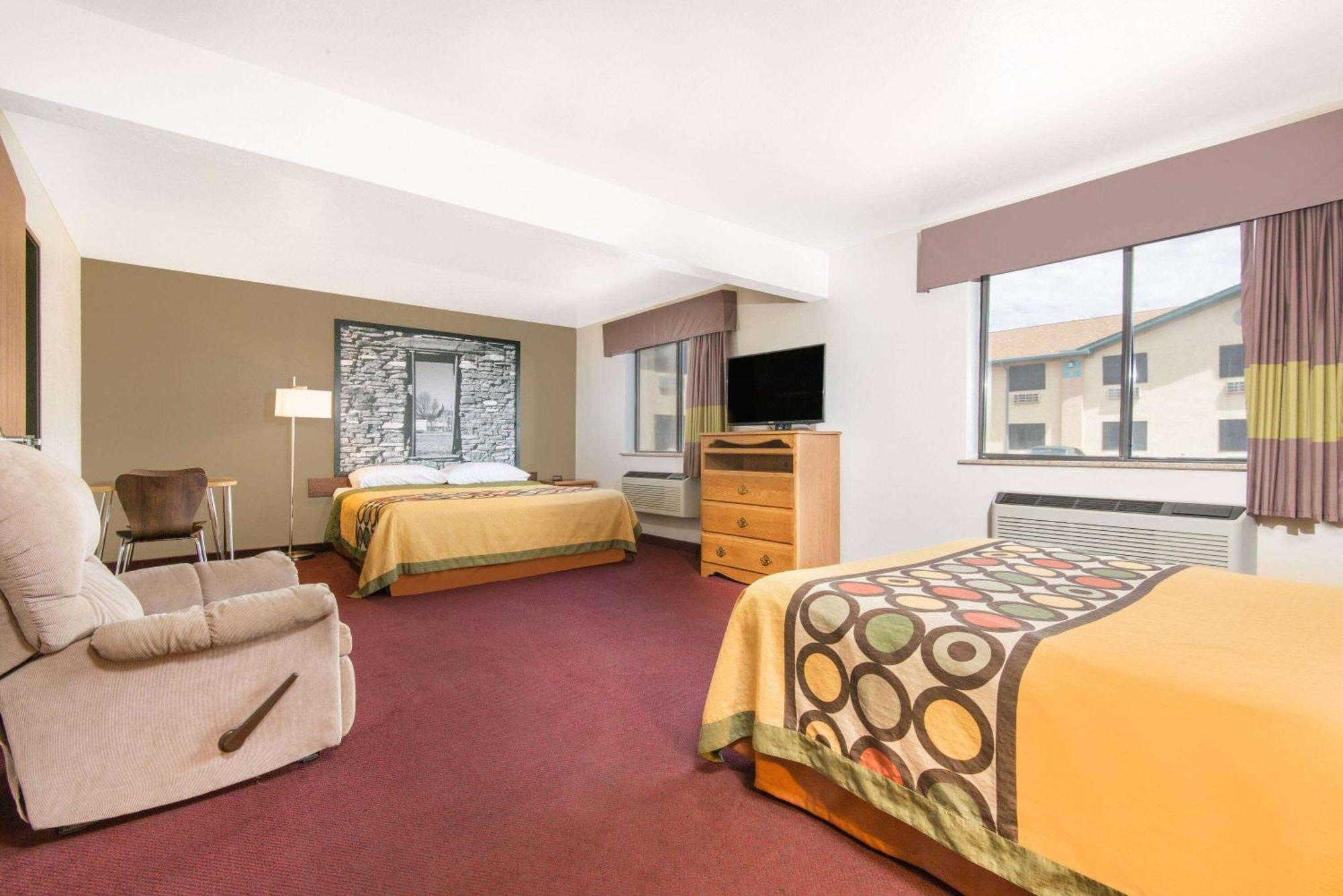 Hotel Super 8 By Wyndham Santa Rosa Exteriér fotografie