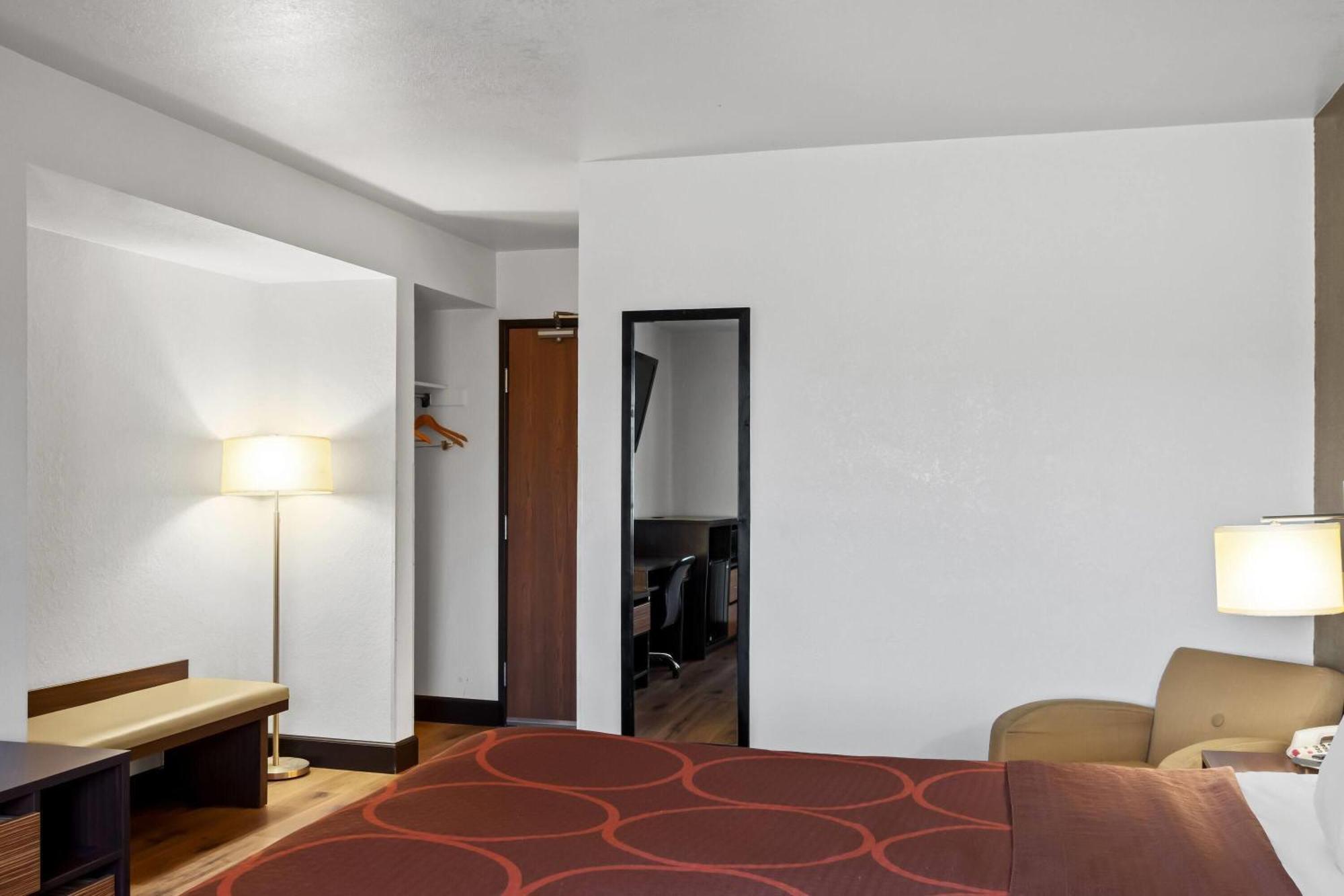 Hotel Super 8 By Wyndham Santa Rosa Exteriér fotografie