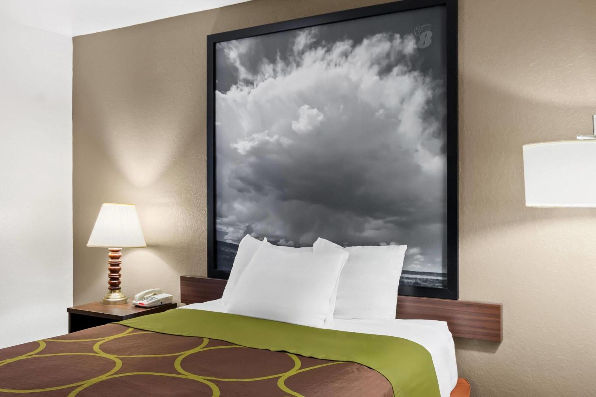 Hotel Super 8 By Wyndham Santa Rosa Exteriér fotografie