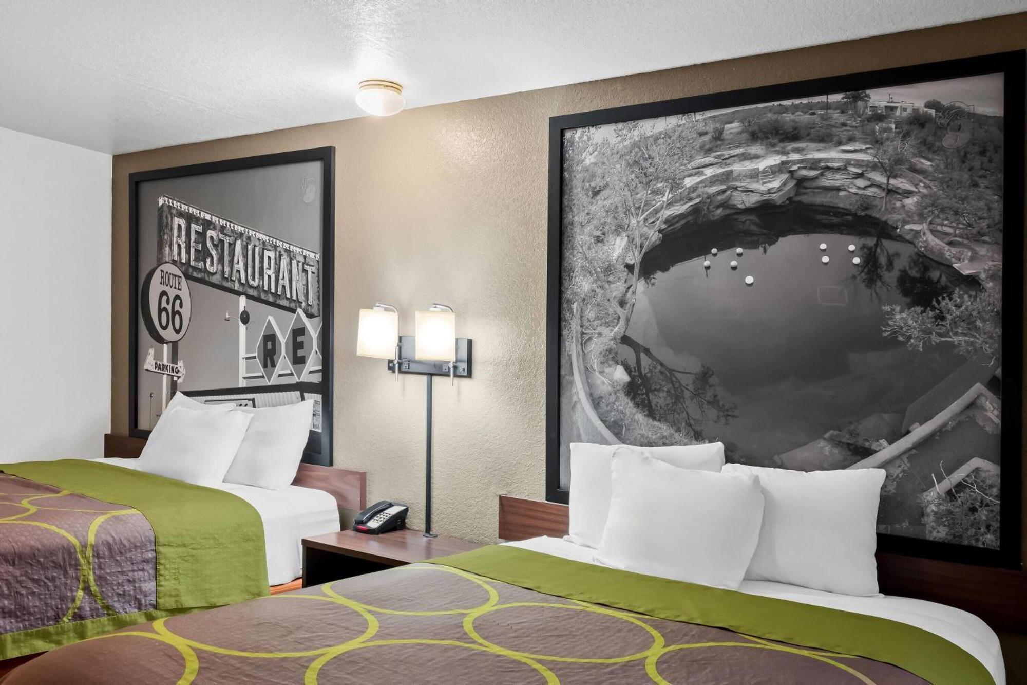 Hotel Super 8 By Wyndham Santa Rosa Exteriér fotografie